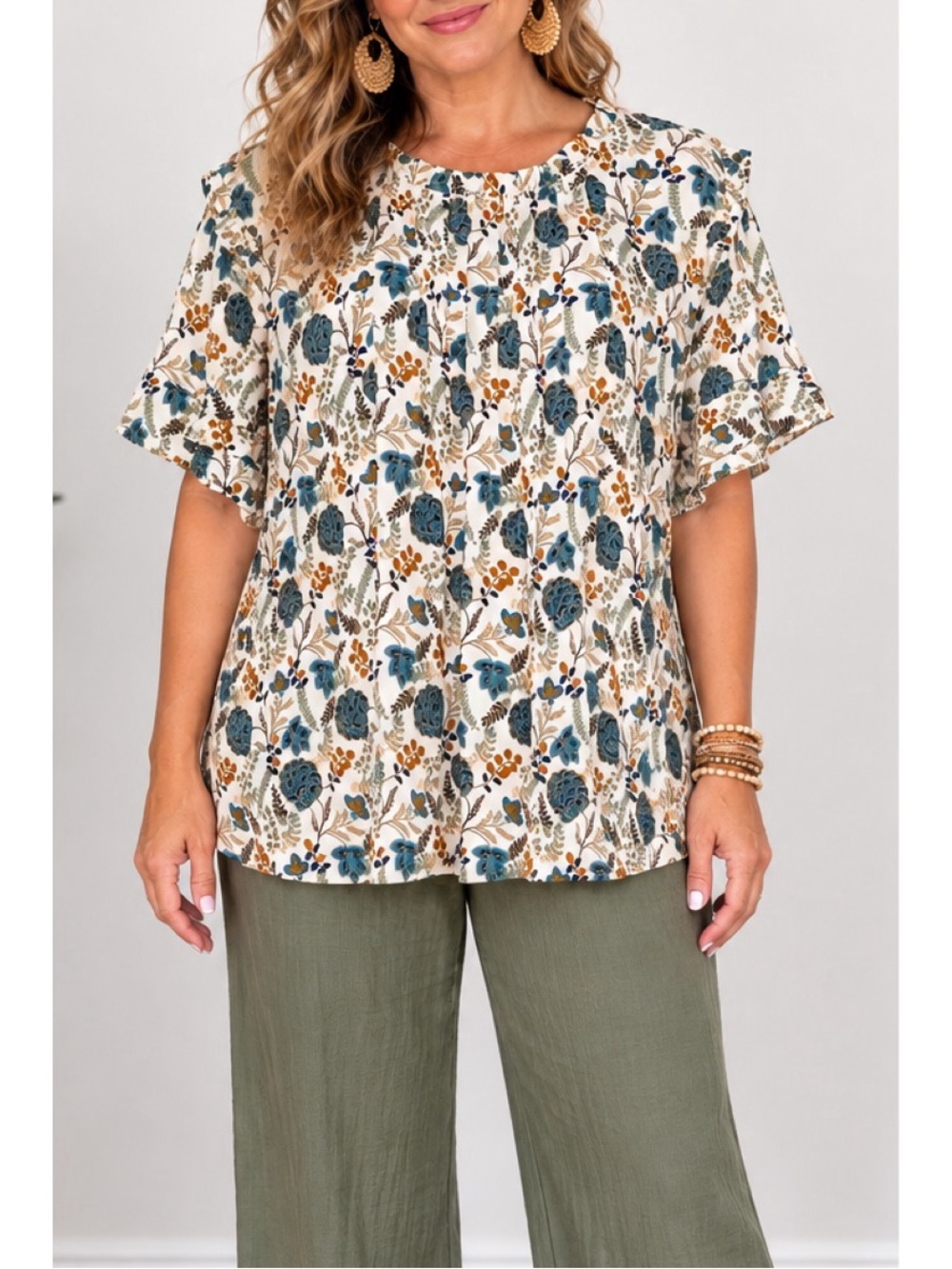 ROSE & OLIVE Beautiful Floral Ruffle Neck Short Sleeve Blouse